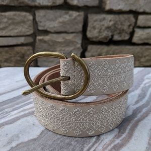 Lucky Brand Accessories - Lucky brand ivory off white embroidered belt Lucky Brand Accessories - Lucky brand ivory off white embroidered belt